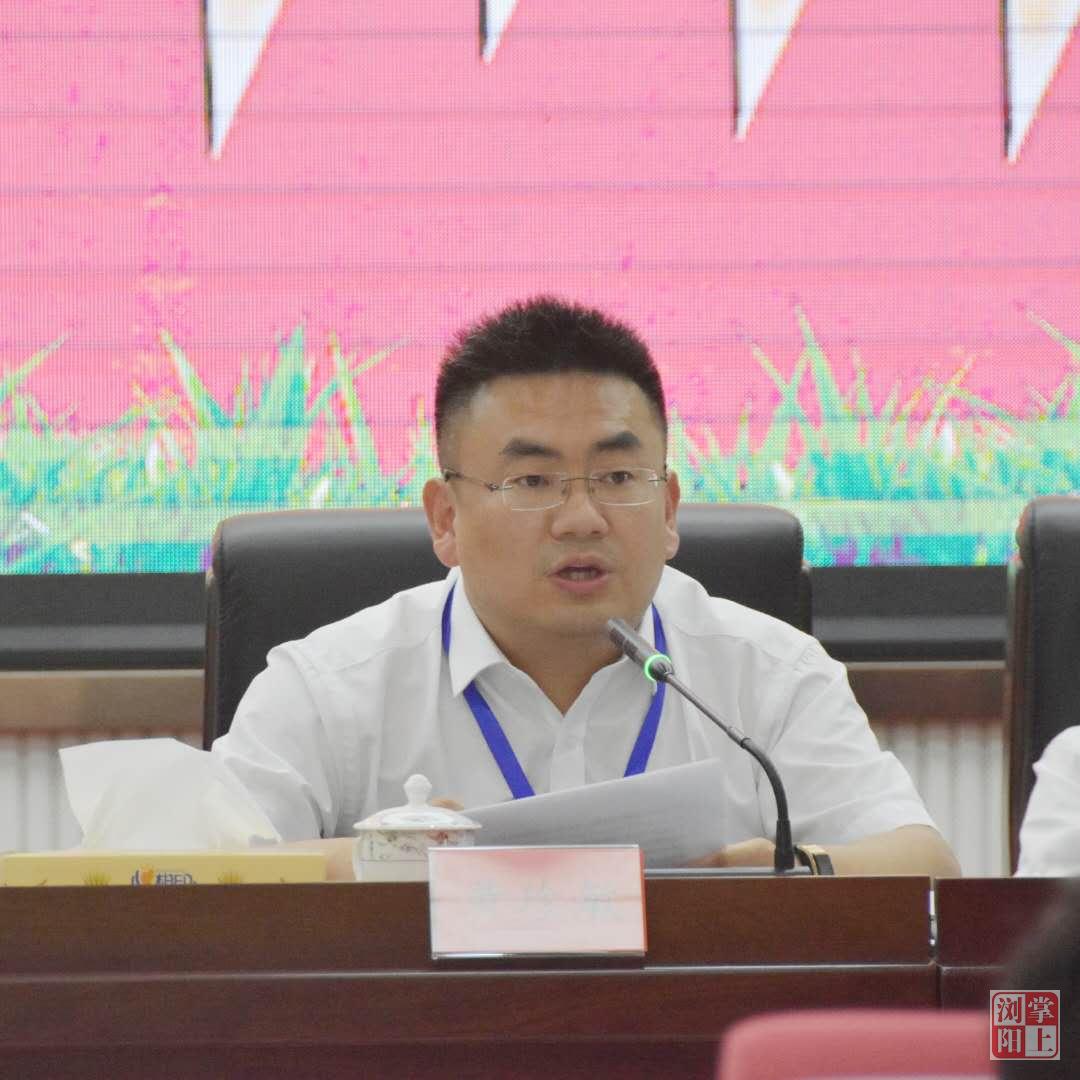 浏阳大围山镇胜利召开第三届人民代表第六次会议